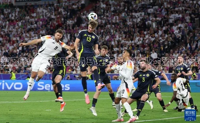 加拿大28圈合法吗梯哥哥科技深度蓝军足球运动员马克莱莱的职业生涯和成就